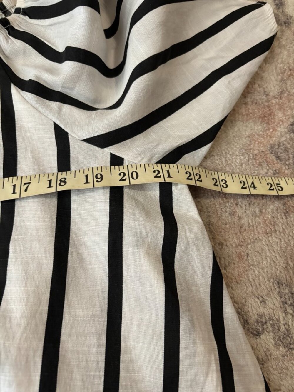 🖤🤍 HAUTE MONDE Striped Off-Shoulder Top – Size S - Picture 6 of 6